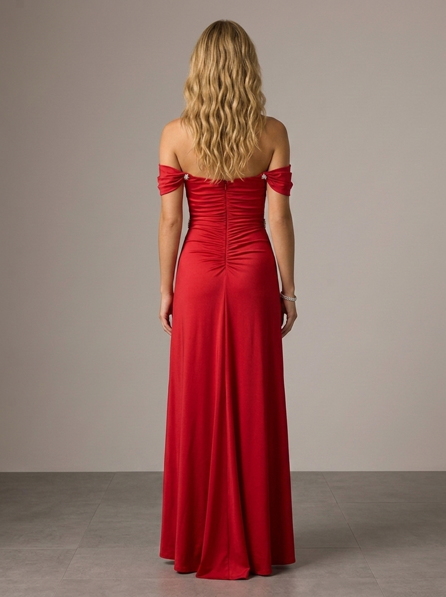 Μάξι ελάστικο φόρεμα off-shoulder με ασημί λεπτομέρειες